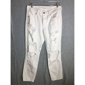 Womens American Eagle Jeans Tomgirl Style Ripped Distressed White Closet Staple